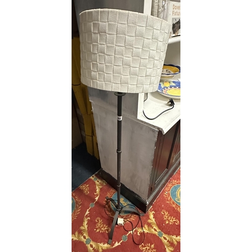 388 - STANDARD LAMP