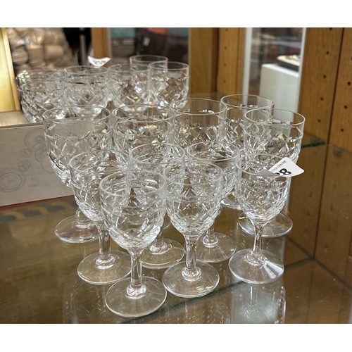 528 - SELECTION OF LEAD CRYSTAL STEMMED GLASSES