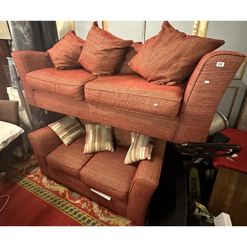 579 - 3 SEATER SETTEE AND TWO SEATER SETTEE