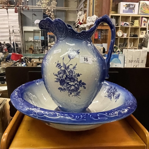 Lot 16        