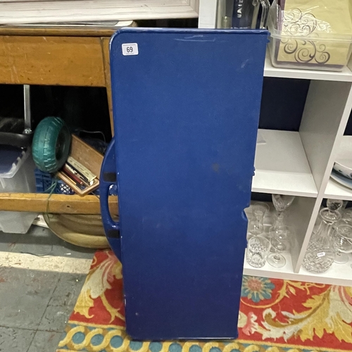 Lot 69        