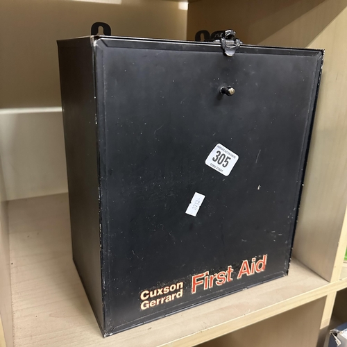 305 - METAL FIRST AID BOX