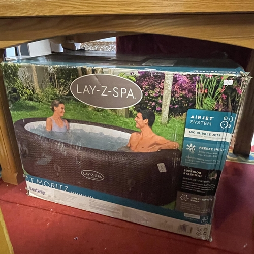 449 - LAY-Z-SPA ST MORITZ PORTABLE SPA