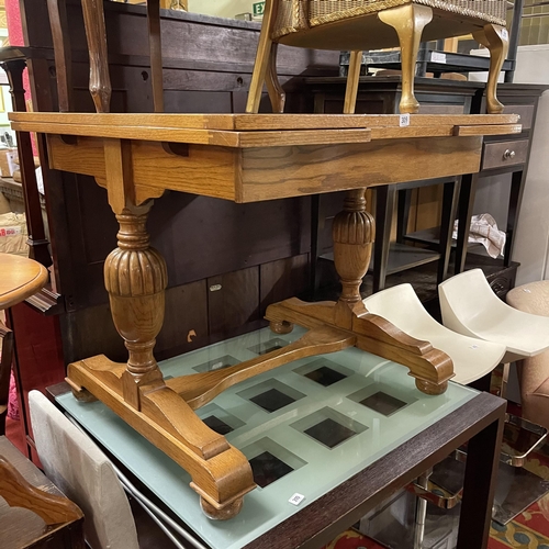 309 - OAK DRAW LEAF TABLE