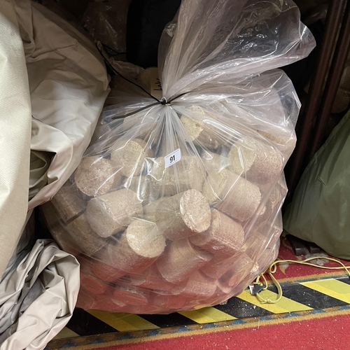 91 - 40KG BAG OF HARDWOOD BRIQUETTES