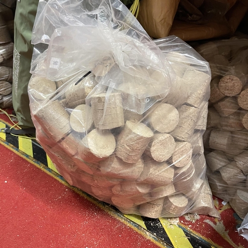 98 - 40KG BAG OF HARDWOOD BRIQUETTES