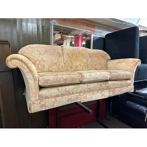 200 - THREE SEATER SETTEE