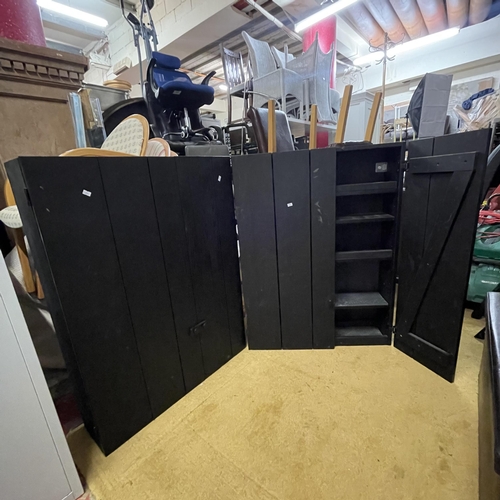 246 - TWO WALL MOUNTING KITCHEN CABINETS