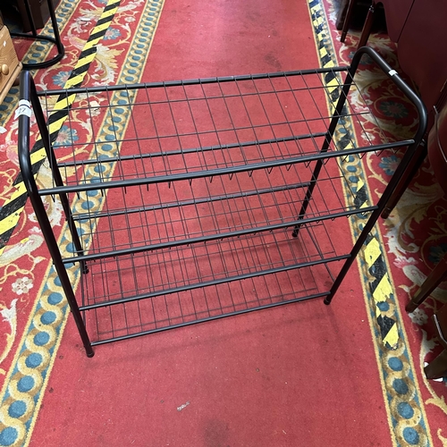 27 - METAL SHOE RACK