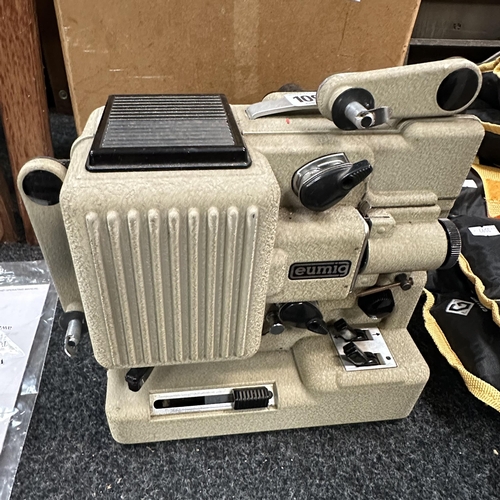 1095 - EUMIG MOVIE PROJECTOR