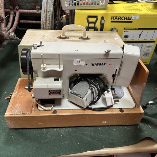 101 - KAYSER SEW-TRIC LTD SEWING MACHINE WITH FOOT PEDAL