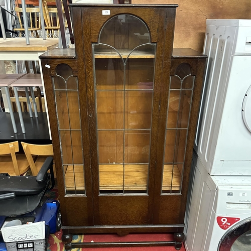 178 - DISPLAY CABINET