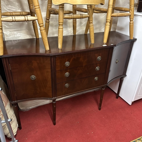 221 - MAHOGANY SIDEBOARD