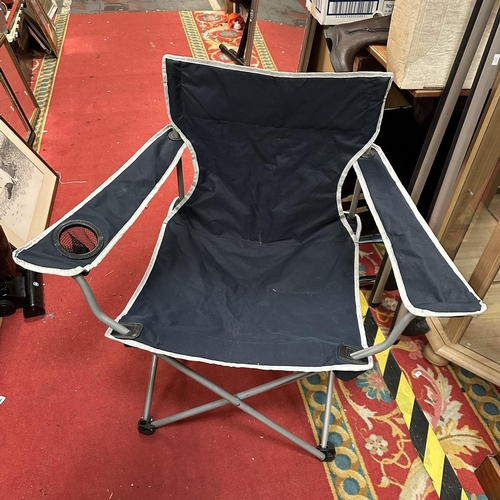 40 - FOLDING CAMPING CHAIR