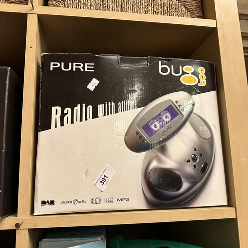 391 - PURE THE BUG TOO DAB RADIO WITH ORIGINAL BOX