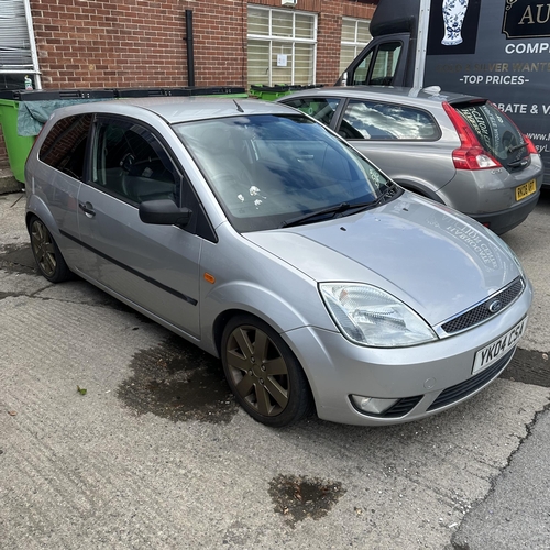 400 - FORD FIESTA SILVER,1.4LTR,PETROL ENGINE,ALLOY WHEELS,3 DOOR,LEATHER INTERIOR,FULLY RUNNING NEEDS MOT... 