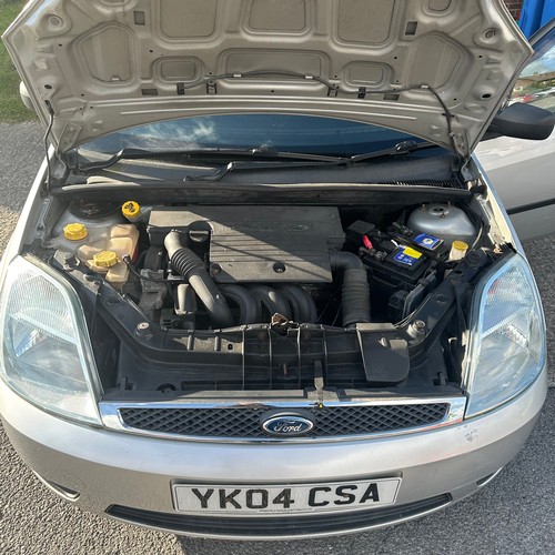 400 - FORD FIESTA SILVER,1.4LTR,PETROL ENGINE,ALLOY WHEELS,3 DOOR,LEATHER INTERIOR,FULLY RUNNING NEEDS MOT... 