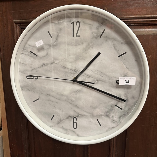 34 - MARBLE EFFECT FACE WALL CLOCK