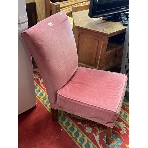 154 - PINK VELVET BEDROOM CHAIR