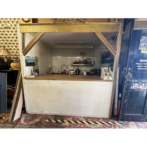 Lot 52        