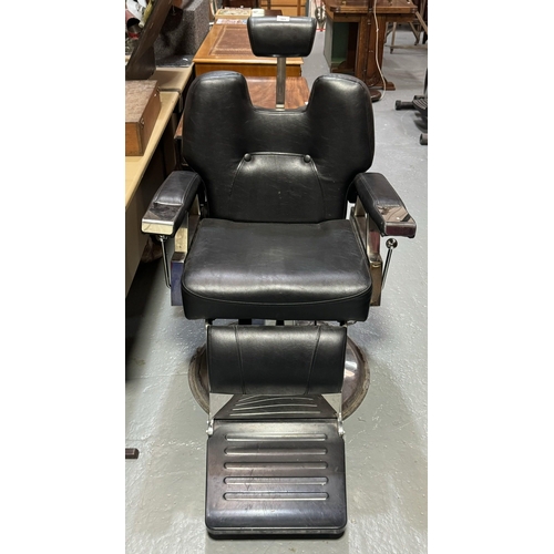 304 - ARTIST HAND PROFESSIONAL BARBERS CHAIR WITH HYDRAULIC FOOT PEDAL