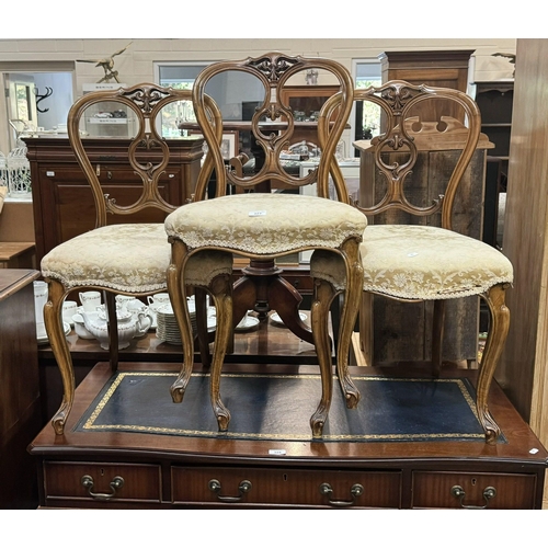 323 - SET OF THREE VICTORIAN WALNUT CHAIRS ON PERIWINKLE LEGS