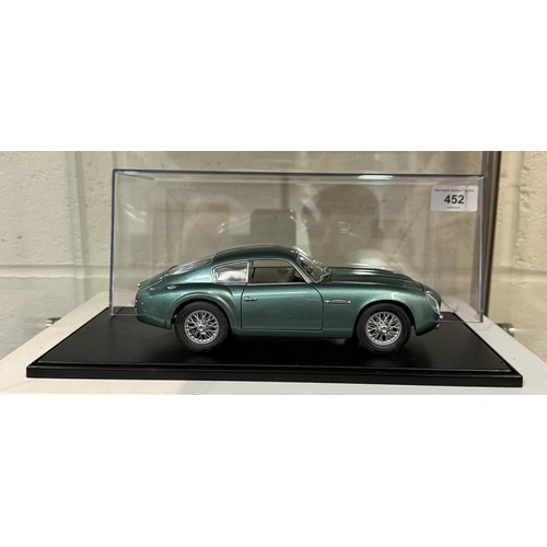 452 - CASED SCALE MODEL ASTON MARTIN DB6