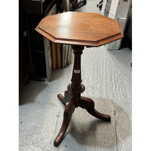 Lot 60        