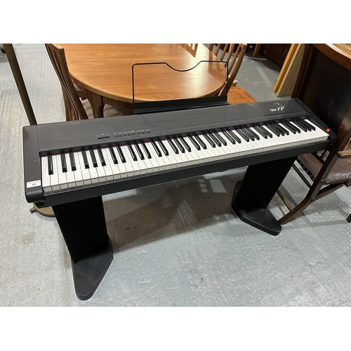 45 - ROLAND FP ELECTRIC PIANO