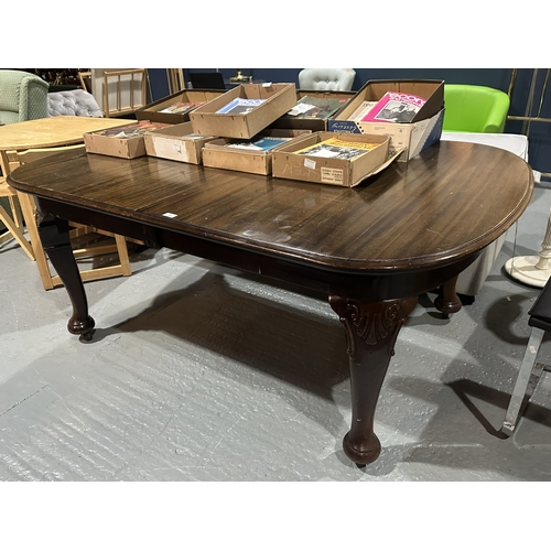 80 - VICTORIAN MAHOGANY WIND OUT TABLE