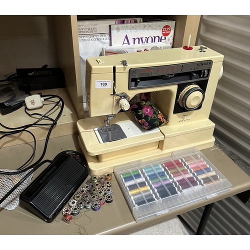 189 - VINTAGE SINGER SEWING MACHINE WITH PEDAL, COVER AND SEWING BOOKS