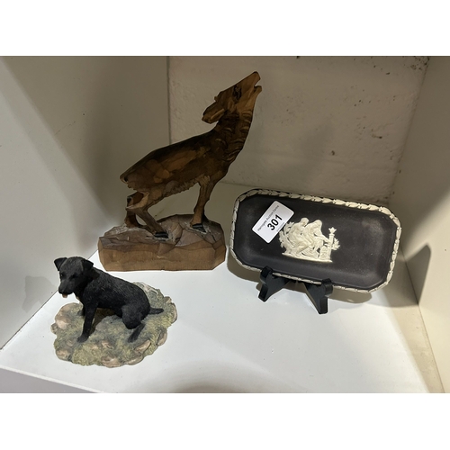 301 - CARVED WOODEN WOLF, BORDER FINE ARTS DOG AND A BLACK WEDGWOOD DISH