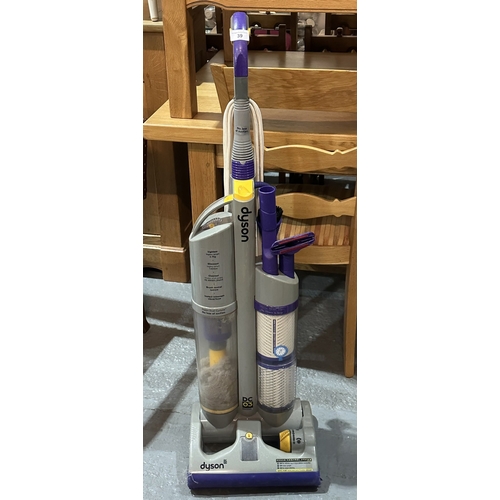 39 - DYSON DC03 VACUUM CLEANER