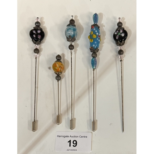 19 - SELECTION OF VINTAGE MURANO BEAD HAT PINS