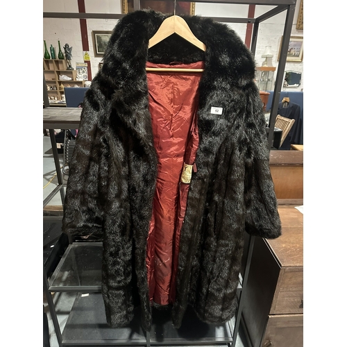 62 - FAUX FUR LONG JACKET SIZE XL