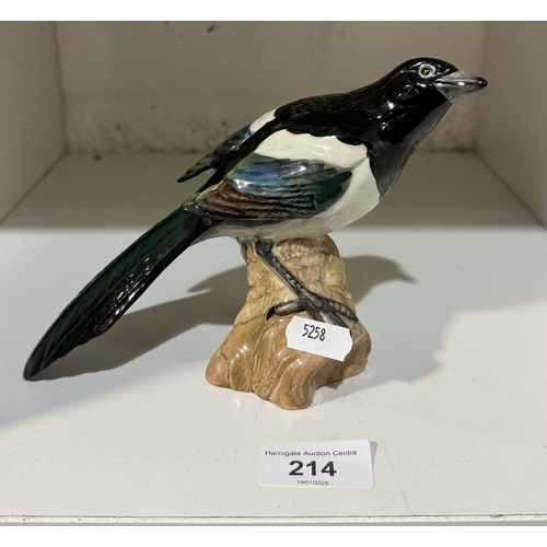 214 - BESWICK MAGPIE 7”