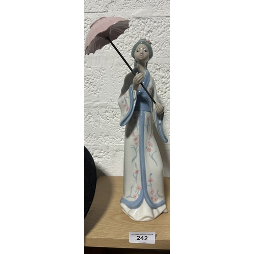 242 - CASADES VINTAGE ORIENTAL LADY FIGURE