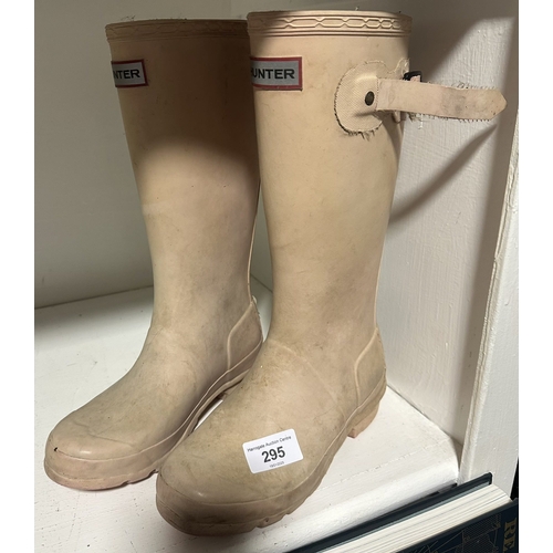 295 - PAIR OF SIZE 5 HUNTER WELLIES