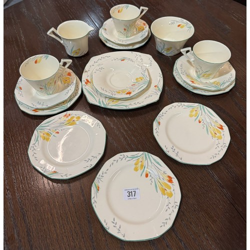 317 - VINTAGE TEA SERVICE