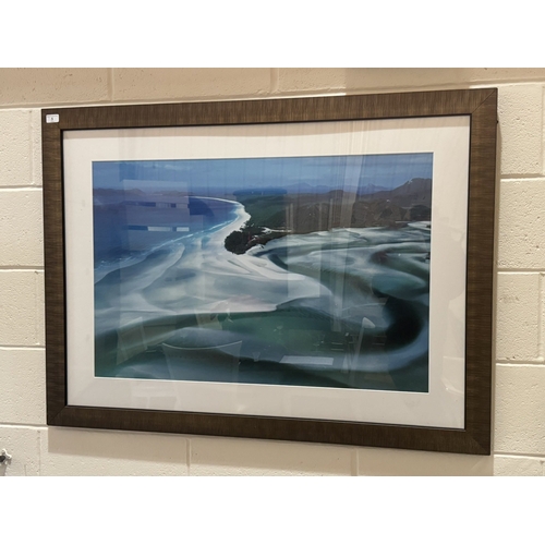 5 - ”DREAMS OF AUSTRALIA”SERIES FRAMED PICTURE OF WHITSUNDAY ISLANDS