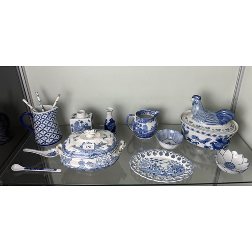 176 - LARGE SELECTION OF BLUE AND WHITE PORCELAIN INCLUDING SPODE