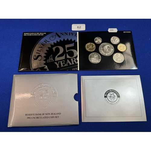 62 - RESERVE BANK OF NEW ZEALAND 1992 UNCIRCULATED COIN SET COMMEMORATING 25 YEARS OF DECIMAL CURRENCY IN... 