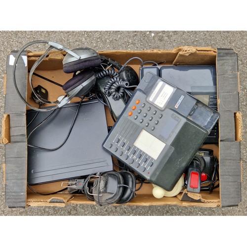 21 - 9 BOXES OF VINTAGE ELECTRONICS INCLUDING TELEPHONES ETC.