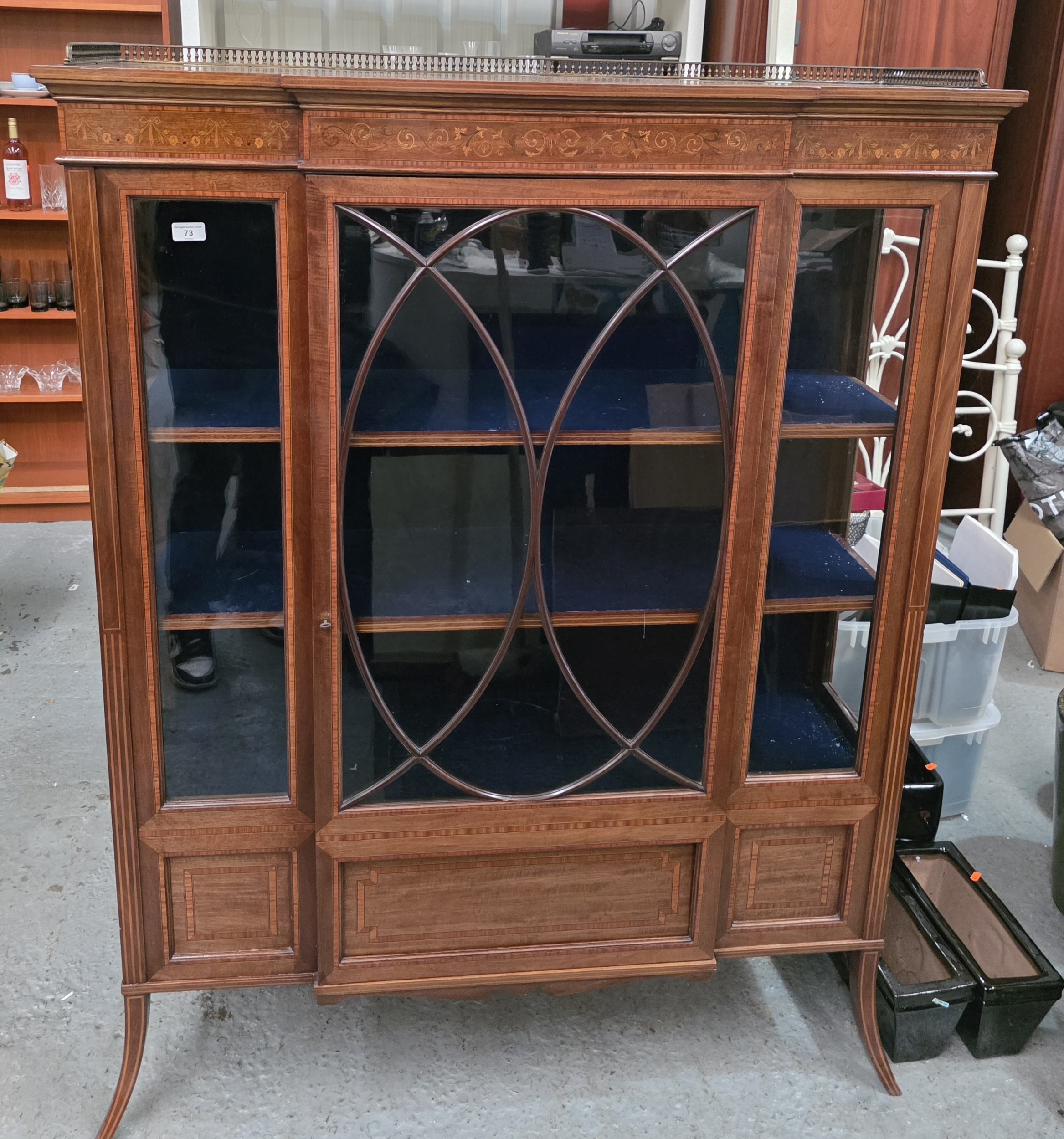 EDWARDIAN MAHOGANY SPLAY LEG INLAID DISPLAY CABINET, COMPLETE WITH ...