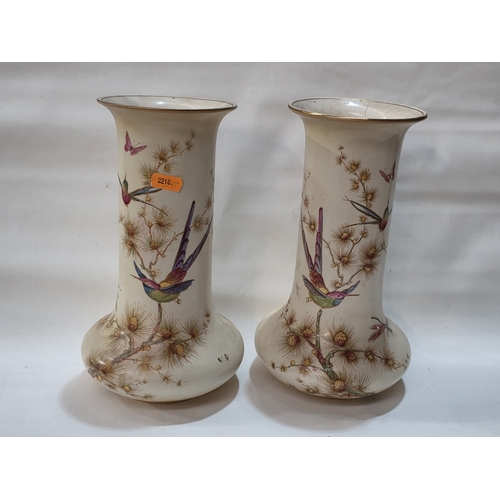 137 - A PAIR OF CROWN DUCAL “BIRDS OF PARADISE” VASES PRODUCED BY A.G.RICHARDSON & CO 1915-1929