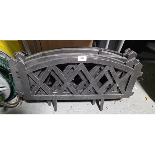387 - GARDEN BORDER TRELLIS