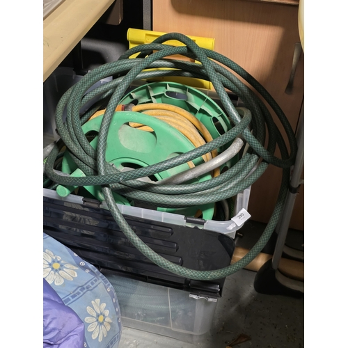 390 - BOX OF HOSE REELS