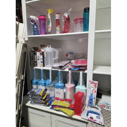 402 - LARGE SELECTION OF BRAND NEW WATER BOTTLES, TOILET BRUSHES, DISPOSABLE GLOVES, ETC.