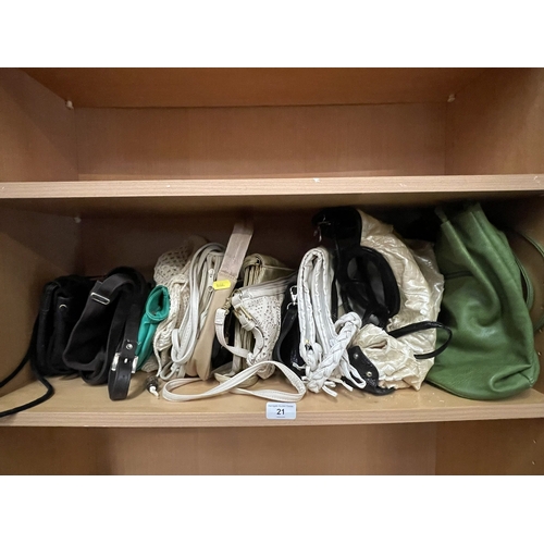 21 - SELECTION OF HANDBAGS
