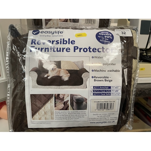 32 - EASYLIFE REVERSIBLE FURNITURE PROTECTOR